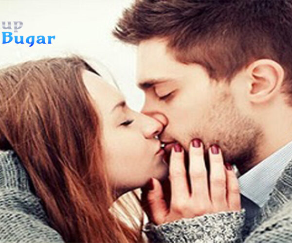Memandang Ciuman Romantis dari Sudut Medis